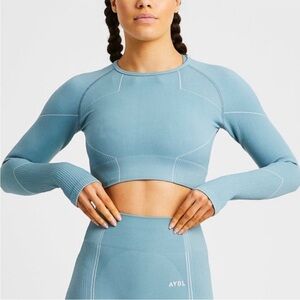 AYBL Reflex Seamless Long Sleeve Crop Top size medium
